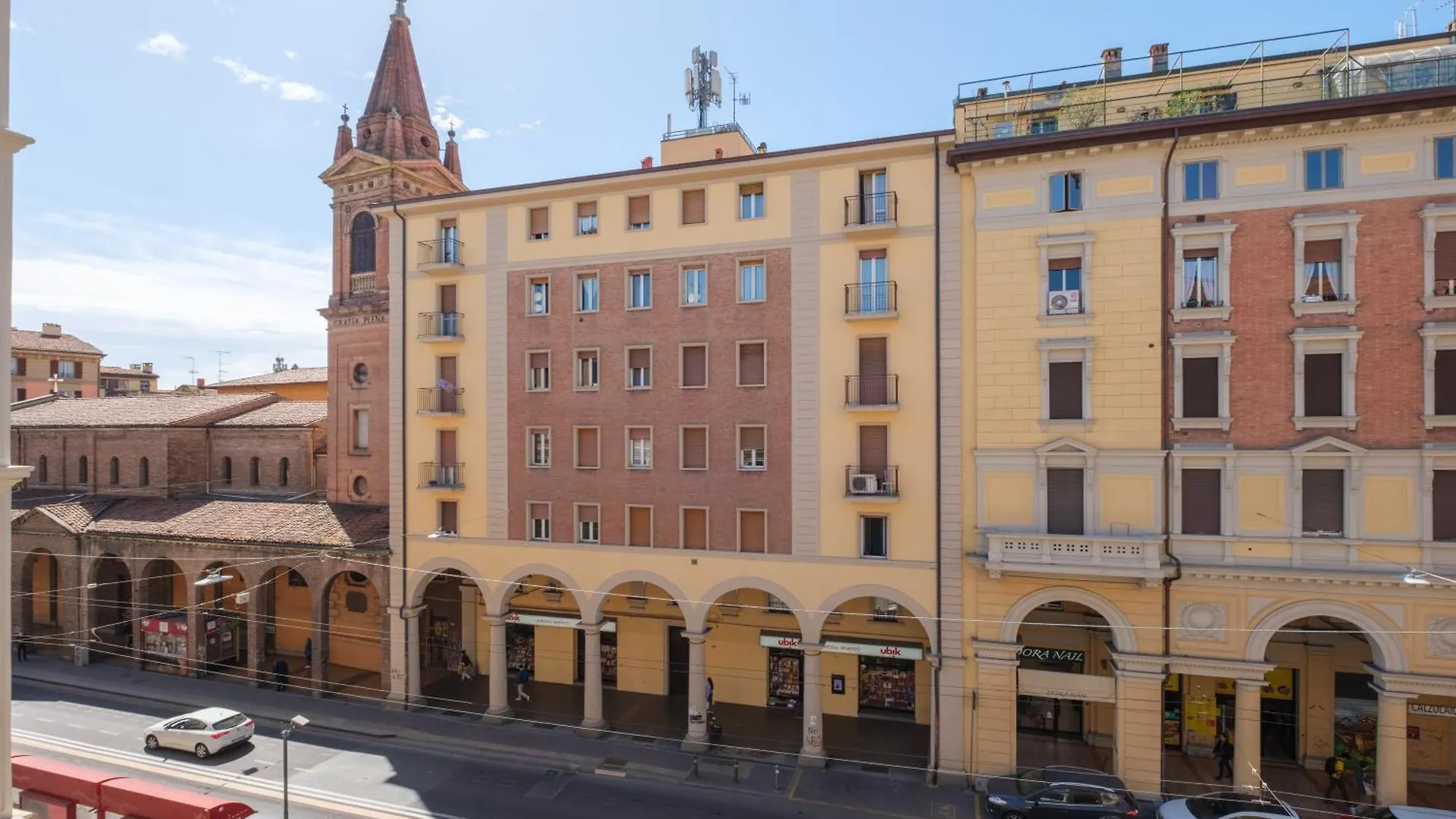 Ostello Umile Bologna 0*,